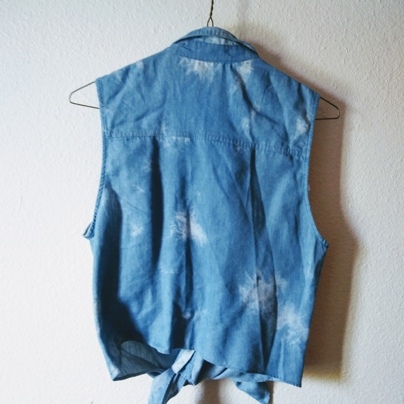 Foreign Exchange Jean Vest - Picture 5 of 5